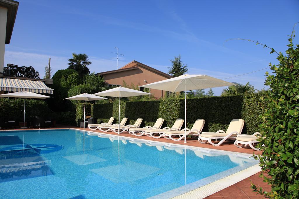 Albergo Ristorante Papa Peschiera del Garda Exterior foto